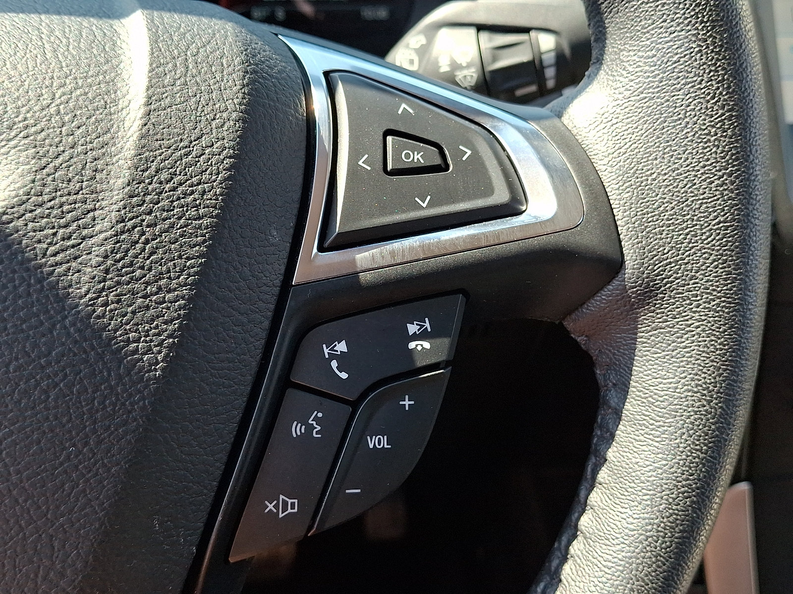 Certified 2020 Ford Edge SEL w/ Convenience Package FWD image 28