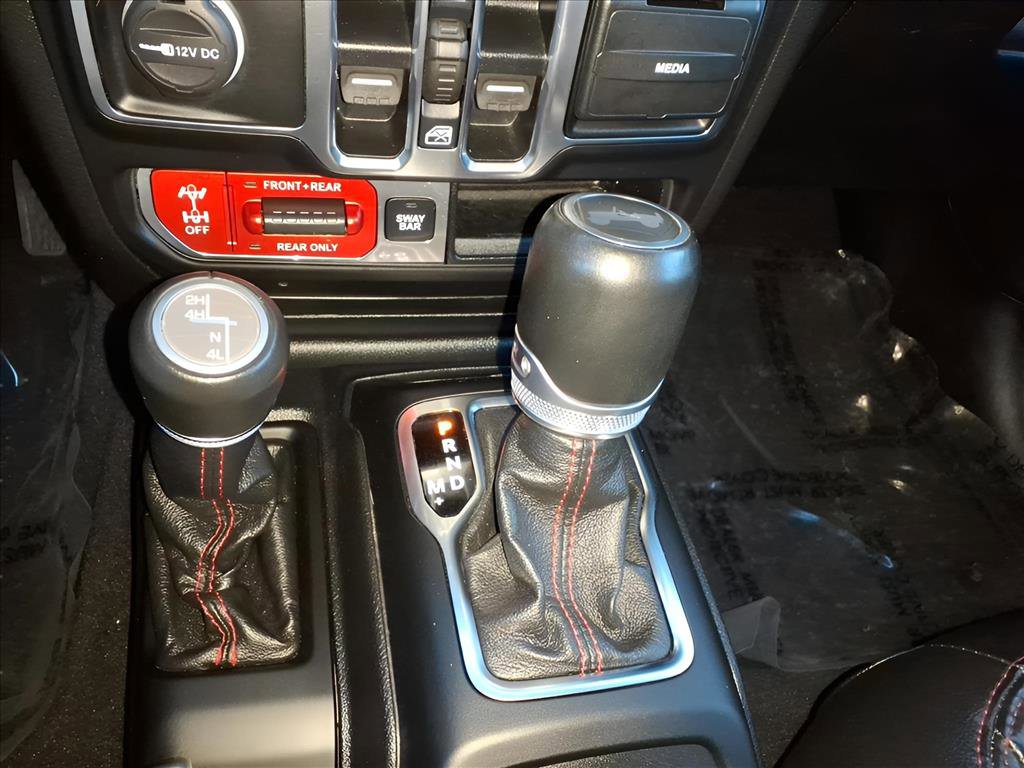 Used 2020 Jeep Wrangler Unlimited Rubicon w/ Dual Top Group image 14