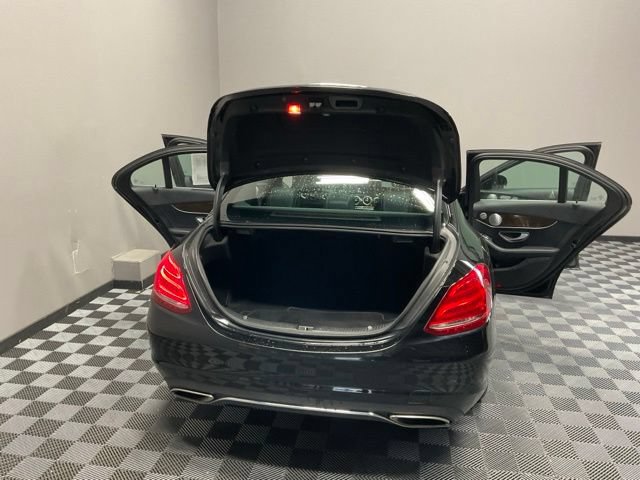 Used 2018 Mercedes-Benz C 300 4MATIC Sedan image 31