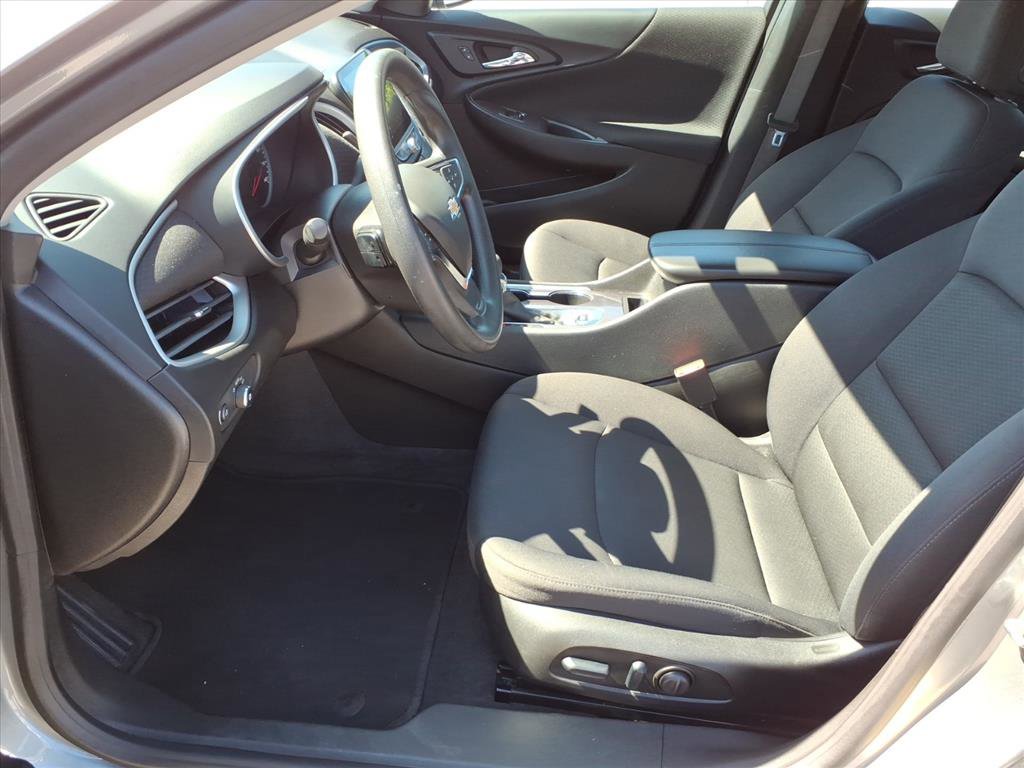 Used 2024 Chevrolet Malibu LT FWD image 10