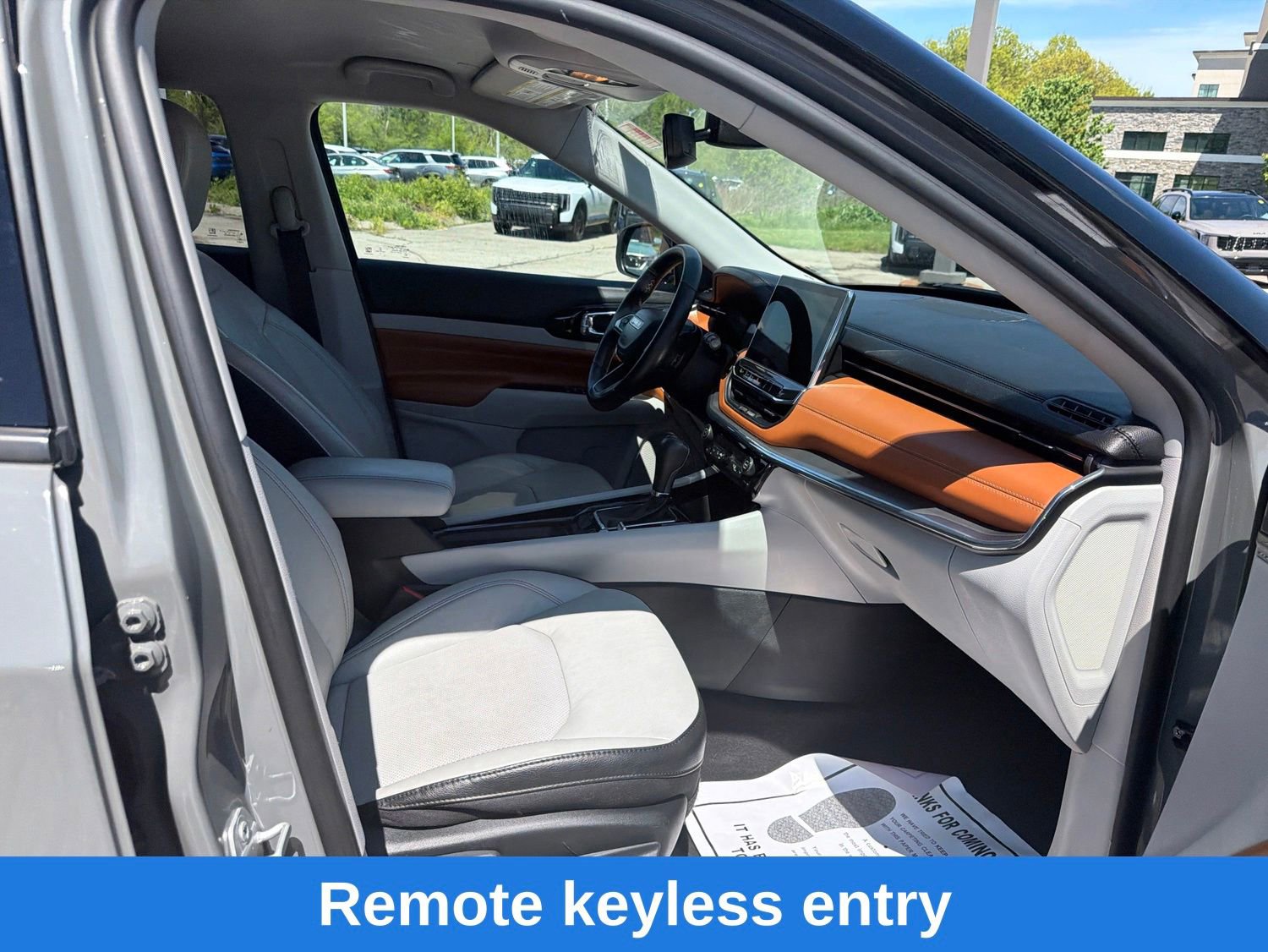 Used 2022 Jeep Compass Limited AWD/4WD image 20
