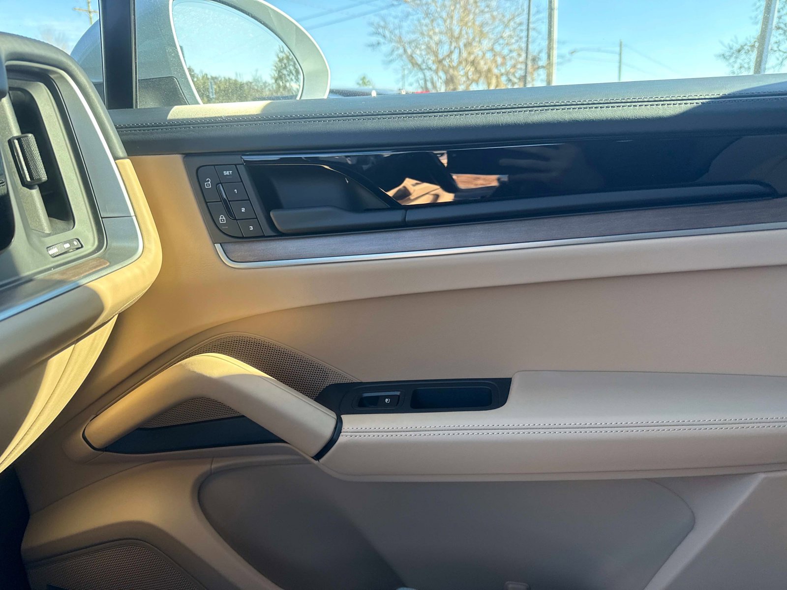 Certified 2026 Porsche Cayenne E-Hybrid image 18