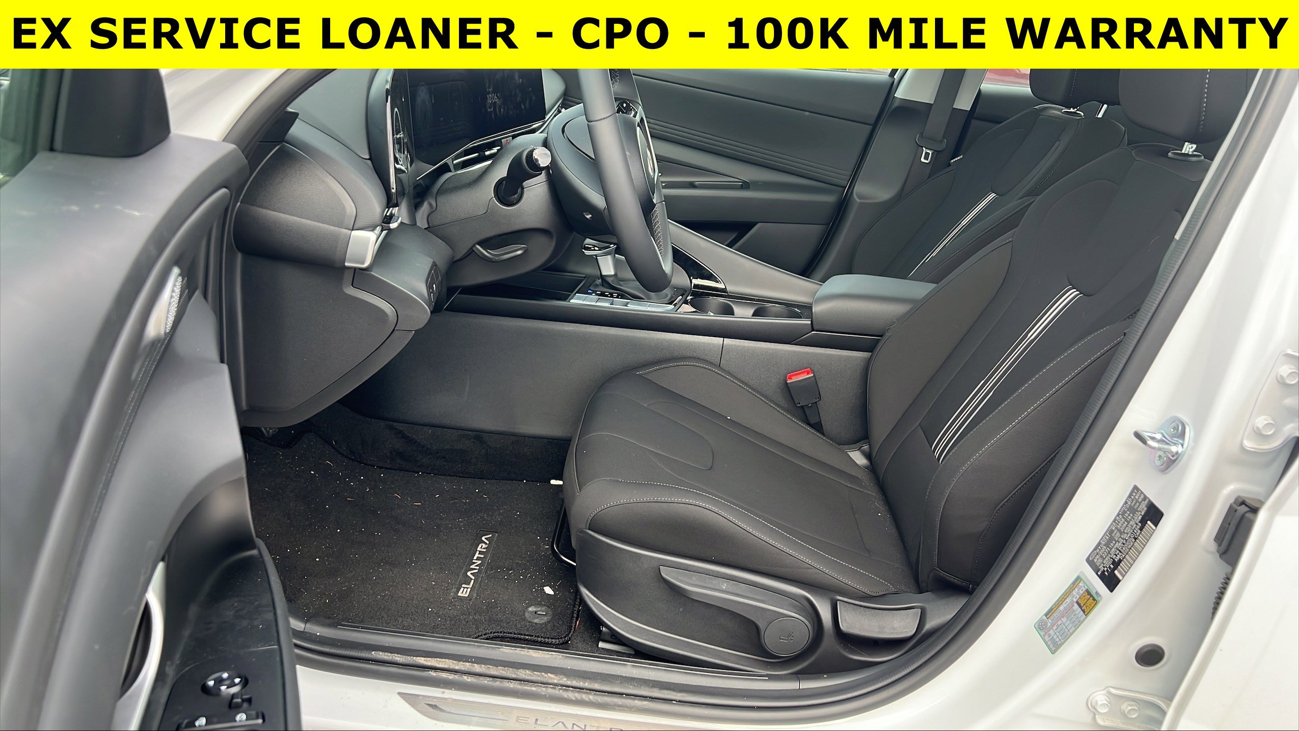 Used 2025 Hyundai Elantra SEL image 11