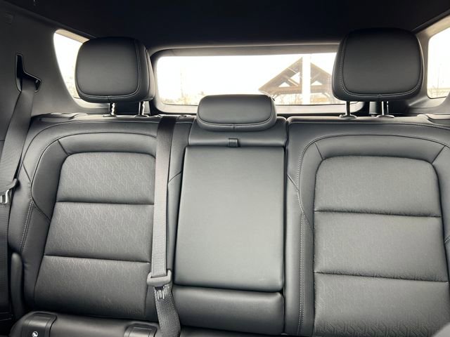 New 2026 Chevrolet Equinox LT w/ Convenience Package II image 19