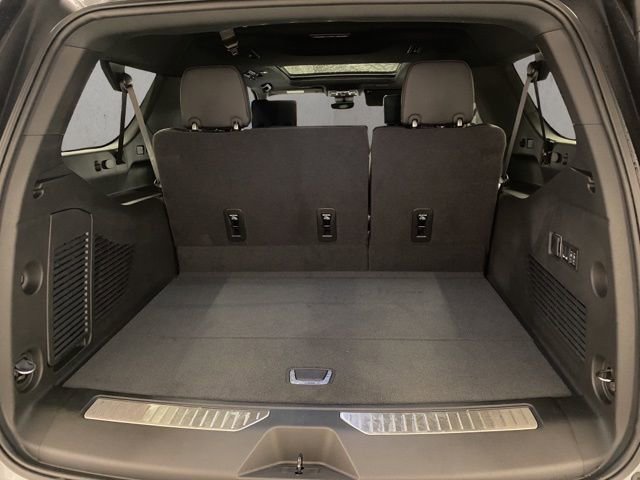 New 2026 Chevrolet Suburban High Country AWD/4WD image 26