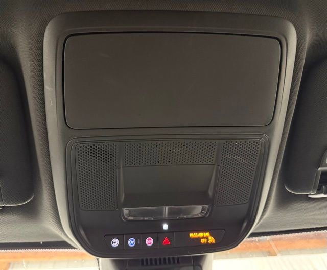 Used 2025 GMC Terrain Elevation image 19