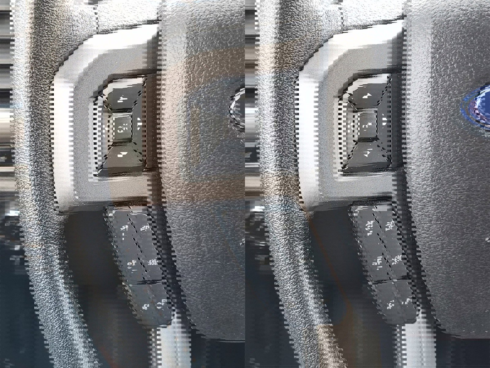 Used 2020 Ford Expedition XLT w/ Equipment Group 202A image 27