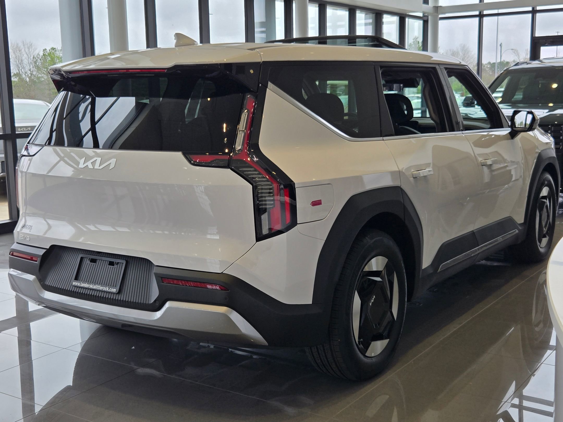 New 2026 Kia EV9 Light RWD image 7