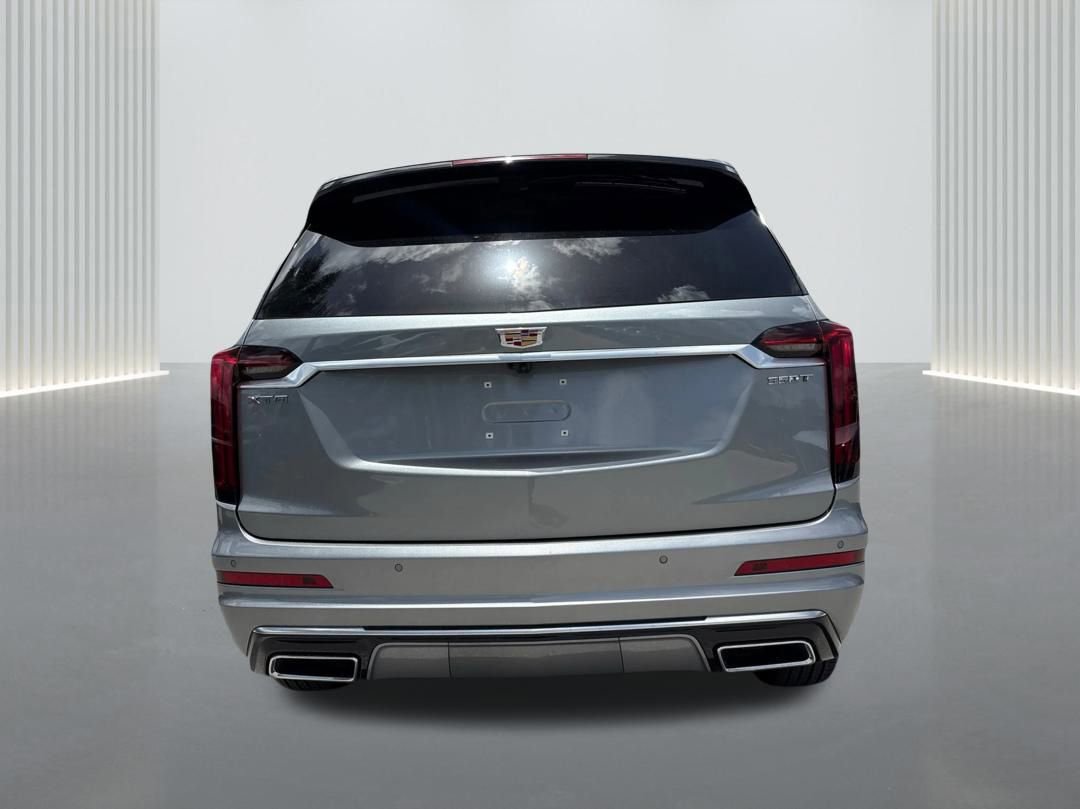 New 2025 Cadillac XT6 Luxury image 6