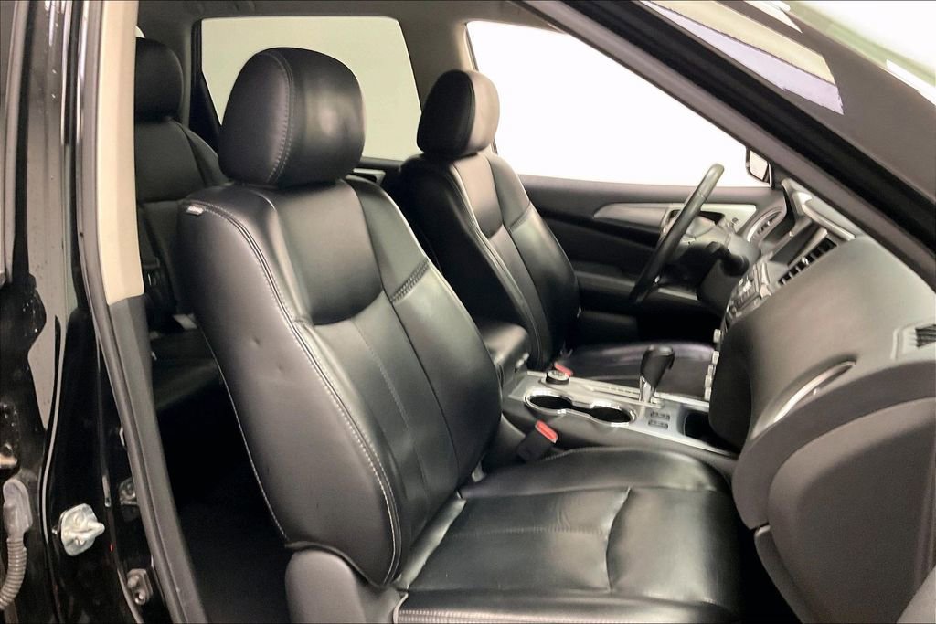 Used 2017 Nissan Pathfinder SL image 6