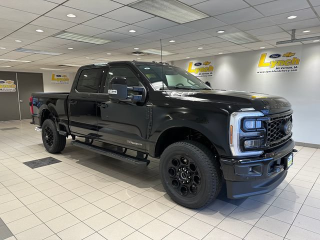 New 2026 Ford F250 Lariat w/ Black Appearance Package