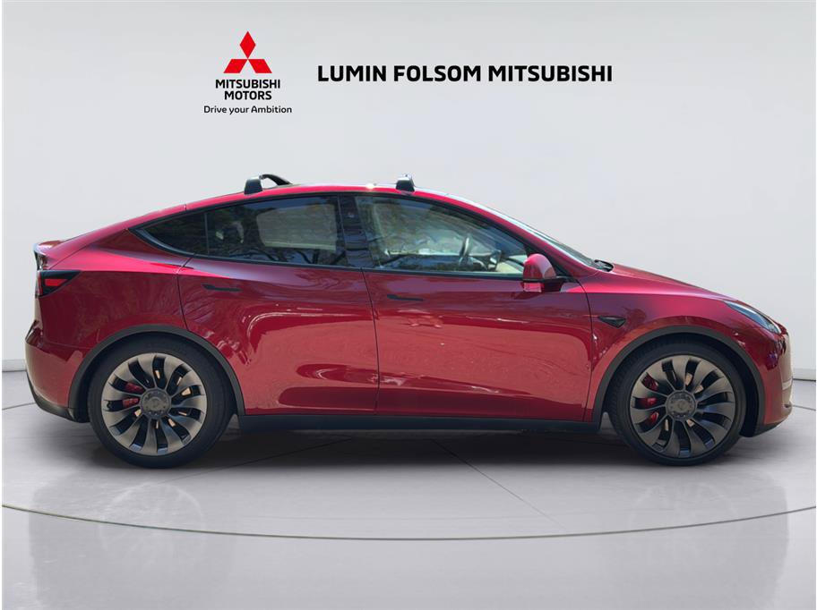 Used 2024 Tesla Model Y Performance AWD/4WD image 6