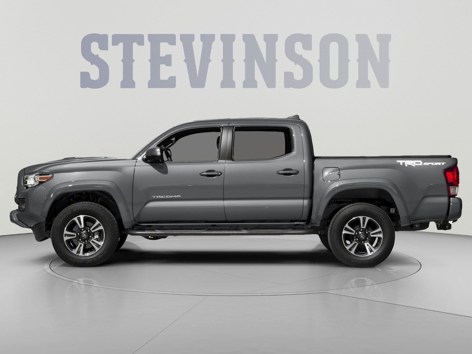Used 2018 Toyota Tacoma TRD Sport AWD/4WD image 3
