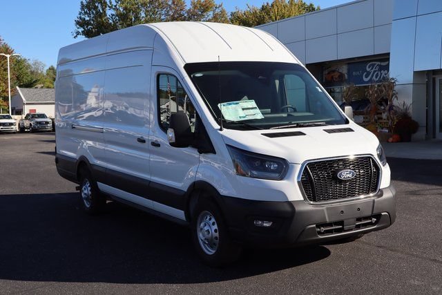 New 2026 Ford Transit 350 148 High Roof Extended RWD video 2
