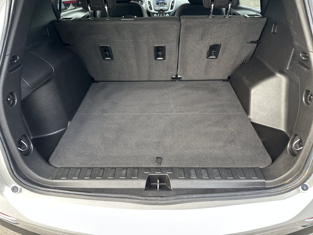 Used 2020 Chevrolet Equinox LT AWD/4WD image 17