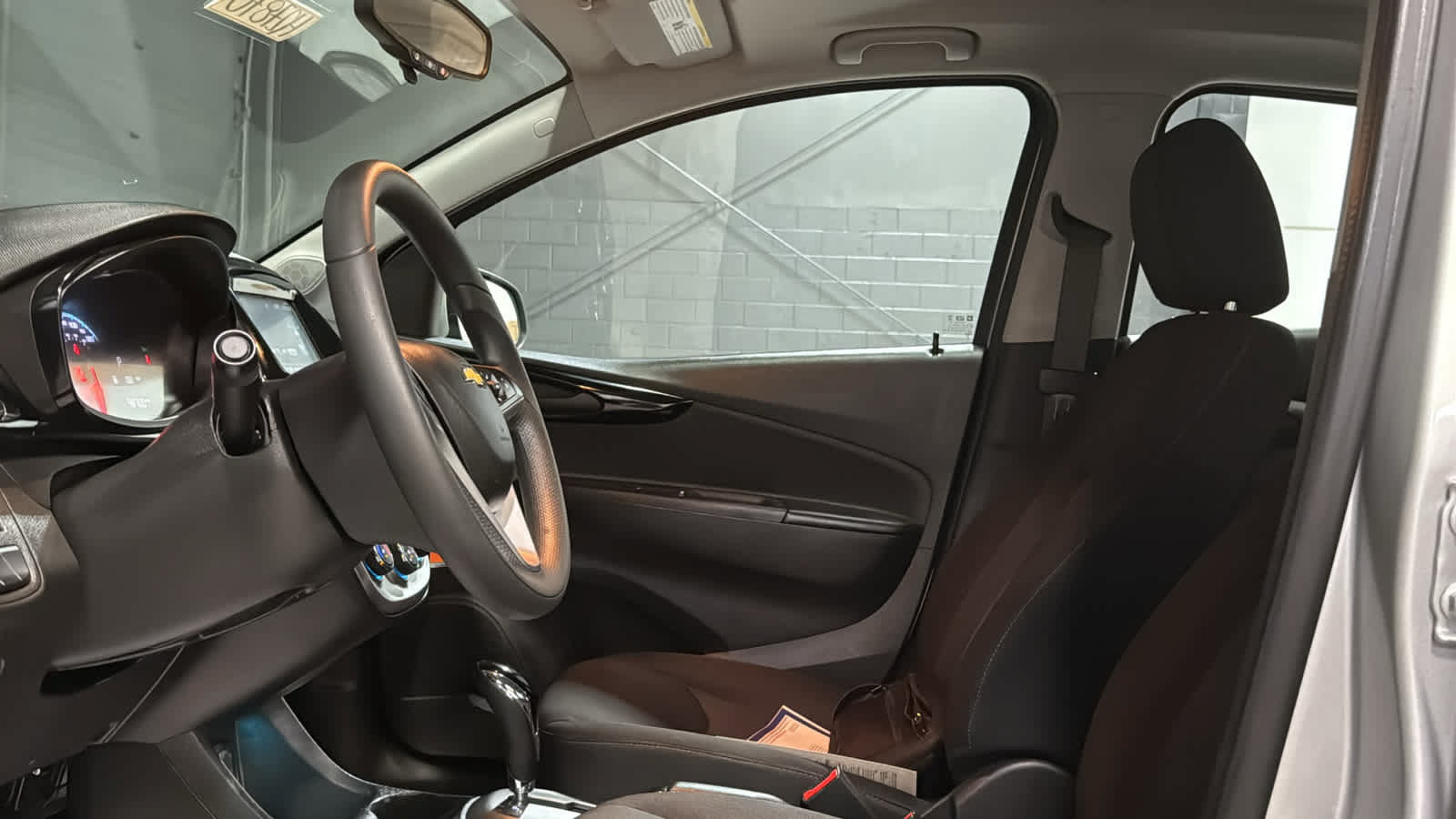 Used 2018 Chevrolet Spark LT FWD image 10