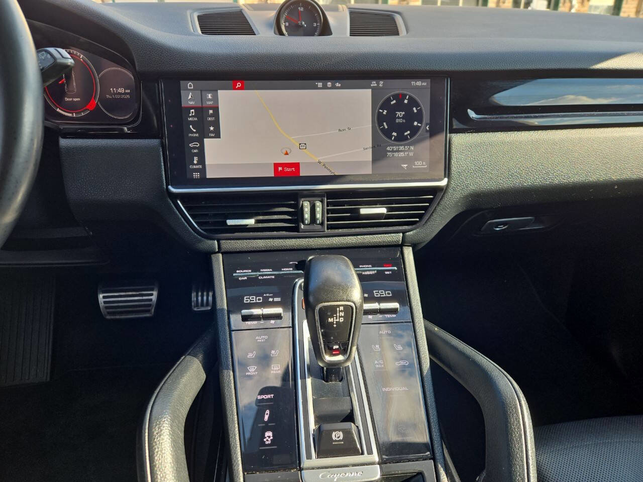 Used 2020 Porsche Cayenne S image 21