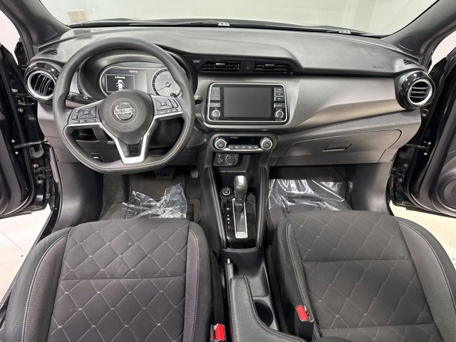 Used 2020 Nissan Kicks SV image 11