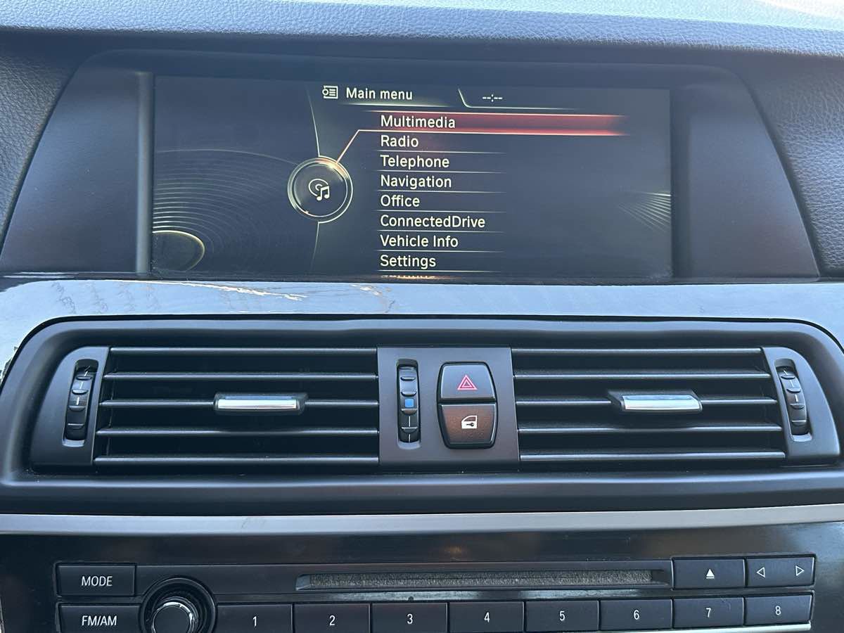 Used 2013 BMW 528i Sedan RWD image 31