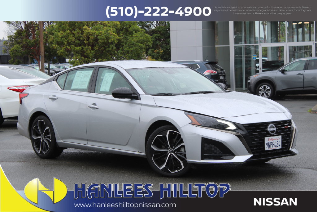 Certified 2025 Nissan Altima 2.5 SR FWD image 1