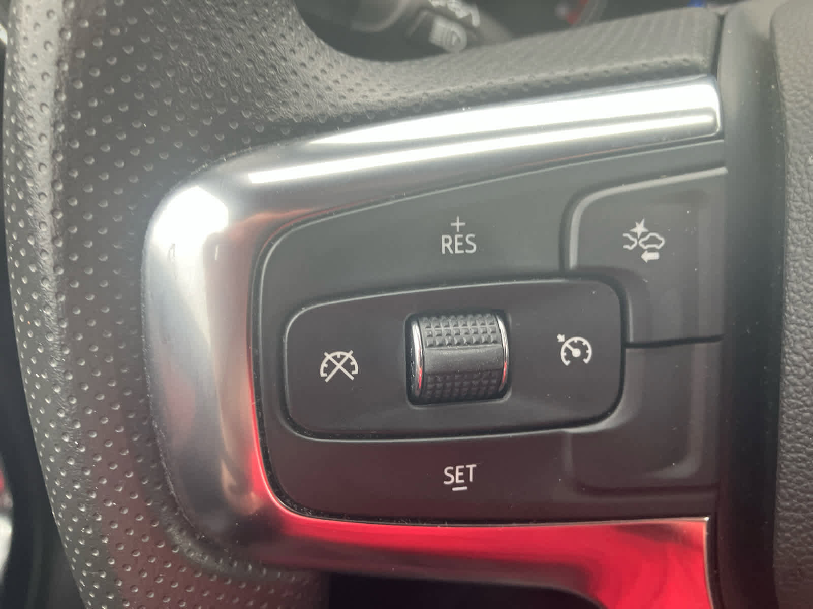 Used 2024 Chevrolet Blazer LT w/ Redline Edition FWD image 18