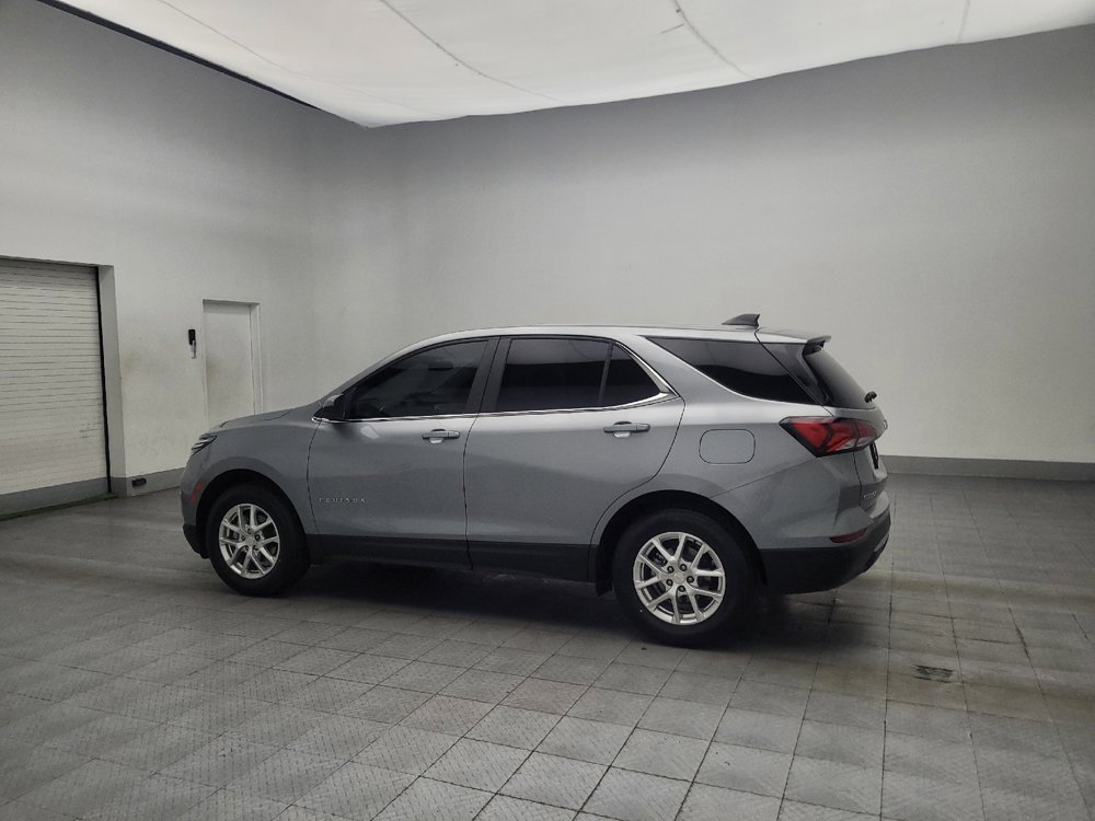 Used 2023 Chevrolet Equinox LT w/ Driver Convenience Package image 3