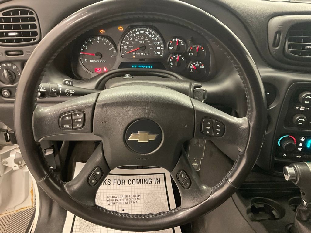 Used 2008 Chevrolet TrailBlazer LT AWD/4WD image 4