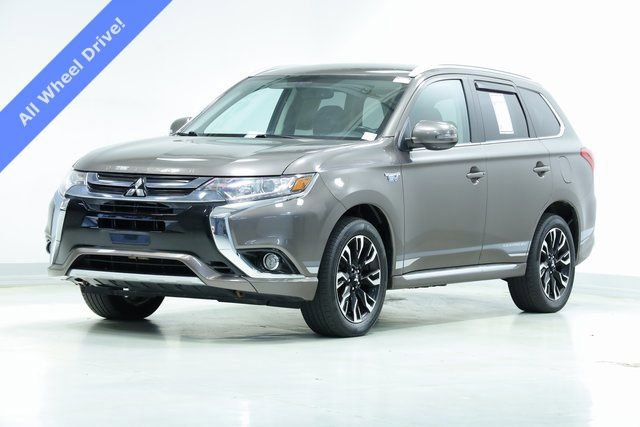 Used 2018 Mitsubishi Outlander SEL image 1