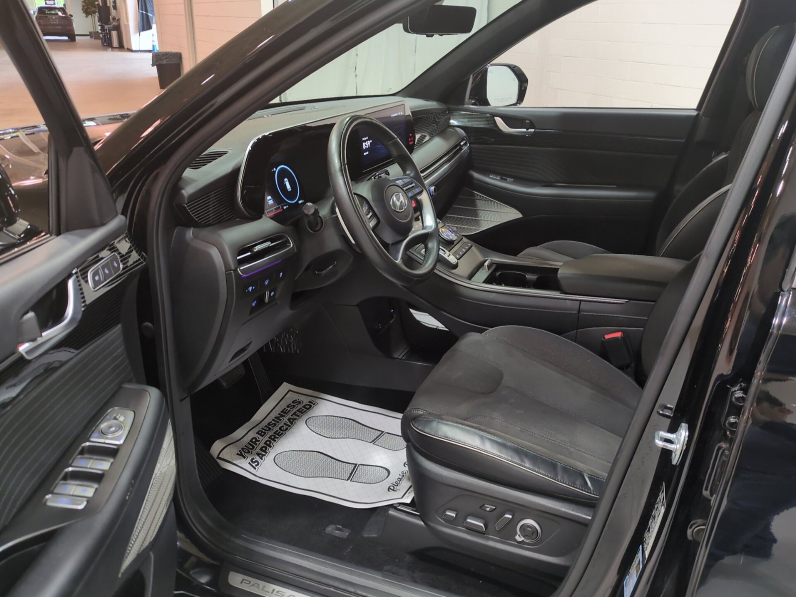 Used 2024 Hyundai Palisade Calligraphy AWD/4WD image 17