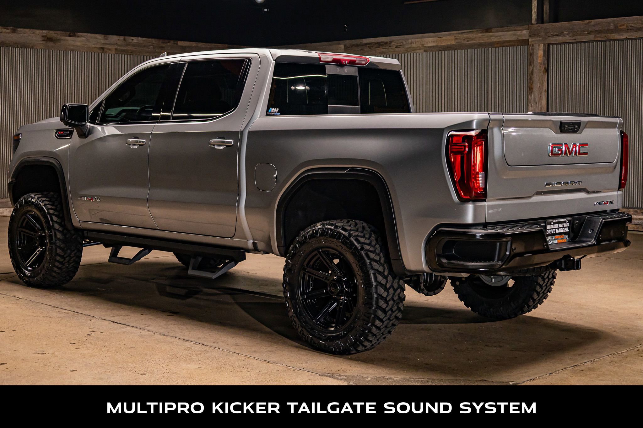 Used 2023 GMC Sierra 1500 AT4X image 7