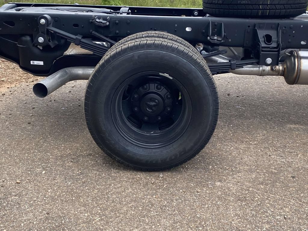 New 2026 RAM 3500 Tradesman AWD/4WD image 38