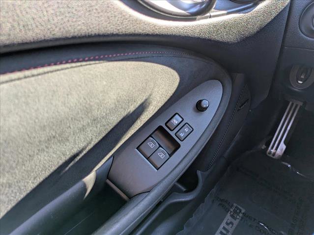 Used 2016 Nissan 370Z NISMO image 17