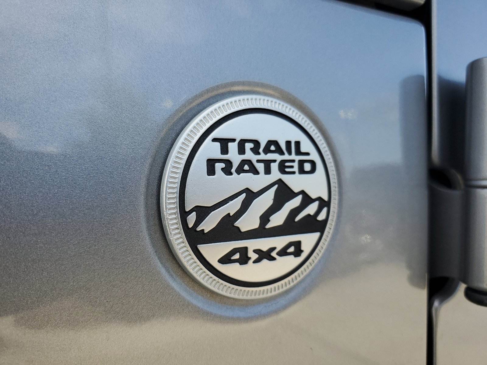 Used 2020 Jeep Wrangler Sport AWD/4WD image 13