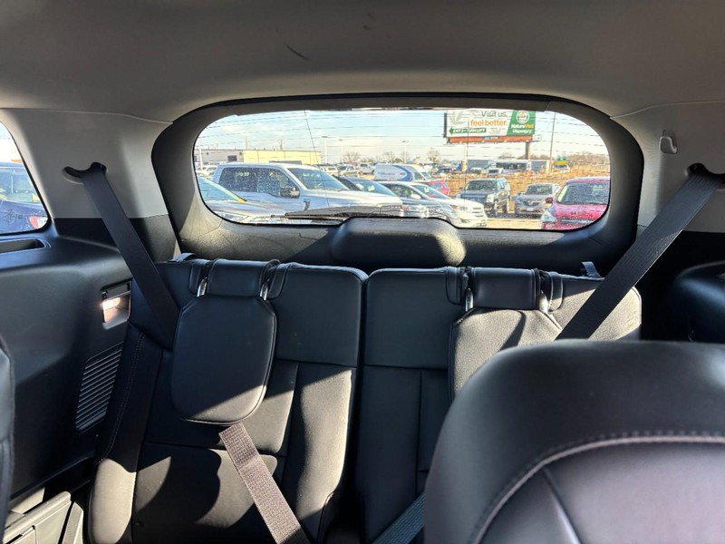 Used 2023 Ford Explorer XLT w/ Equipment Group 202A AWD/4WD image 12