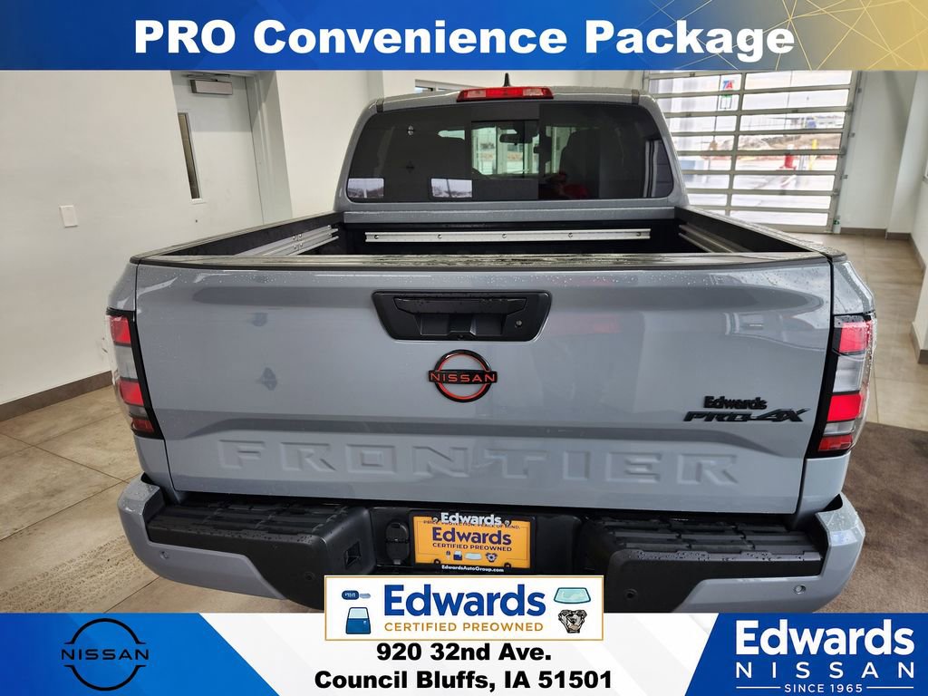 Used 2023 Nissan Frontier PRO-4X w/ Pro Convenience Package AWD/4WD image 8