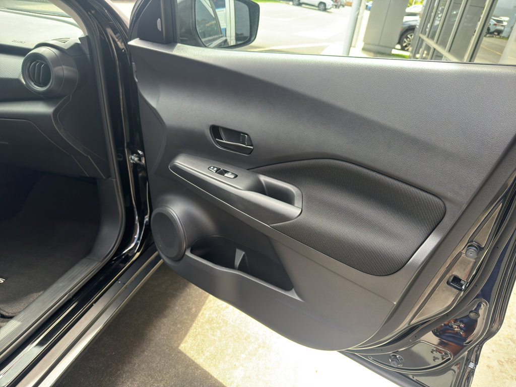 Used 2021 Nissan Kicks S FWD image 20