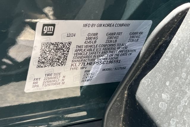 Used 2025 Chevrolet Trax LT FWD image 38
