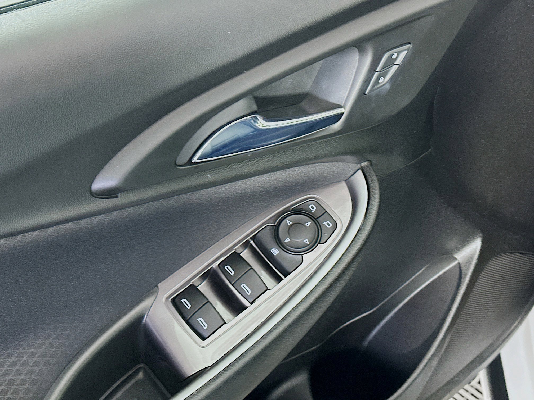 Used 2022 Chevrolet Malibu LS image 15