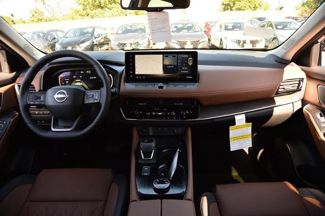 New 2026 Nissan Rogue Platinum w/ Platinum Premium Package image 8