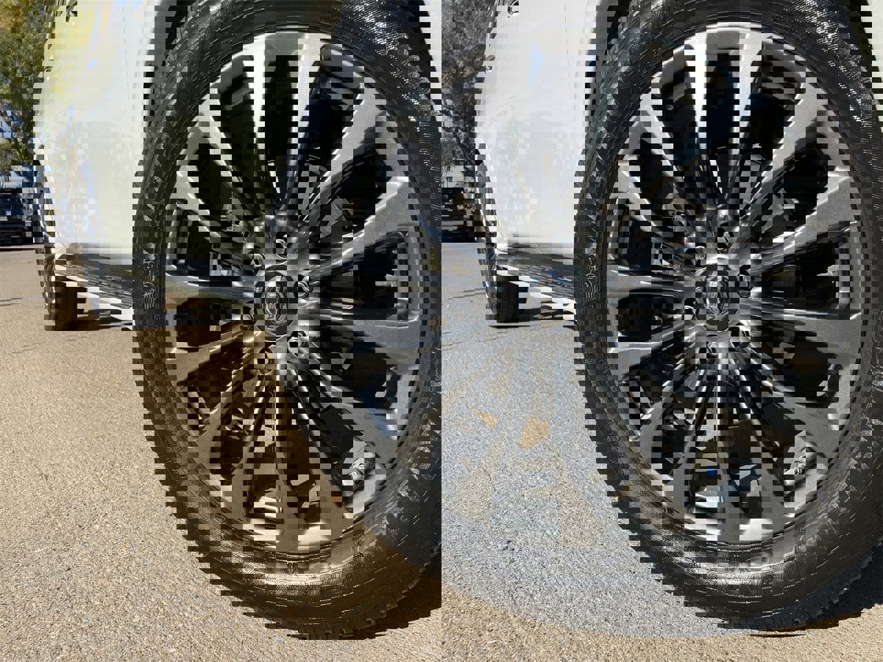 Certified 2020 Nissan Armada Platinum w/ Platinum Reserve Package image 8