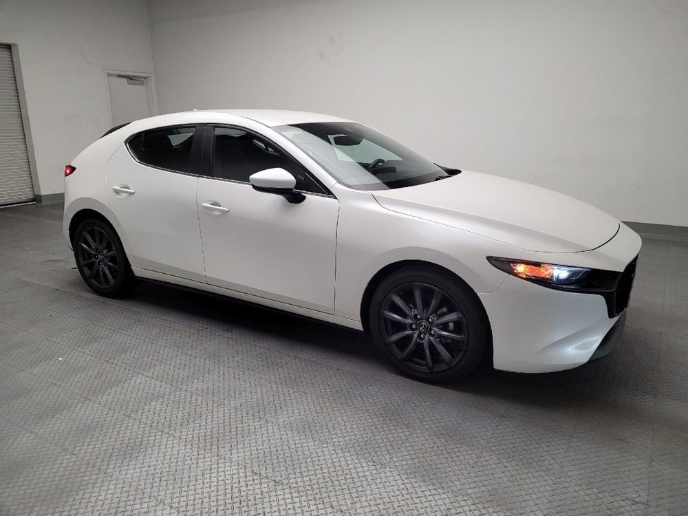 Used 2020 MAZDA MAZDA3 Hatchback w/ Preferred Package FWD image 11