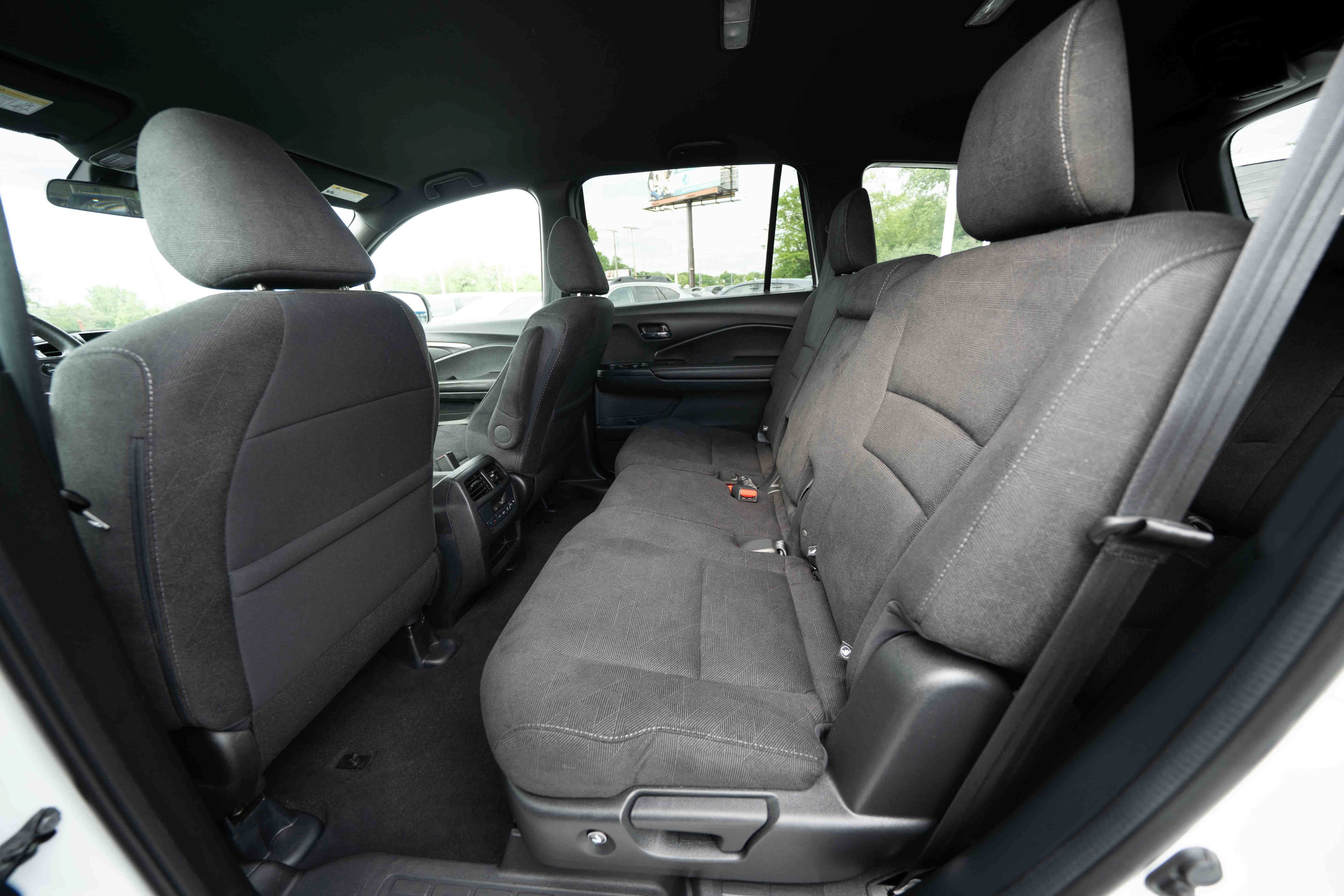 Used 2022 Honda Pilot Sport image 23