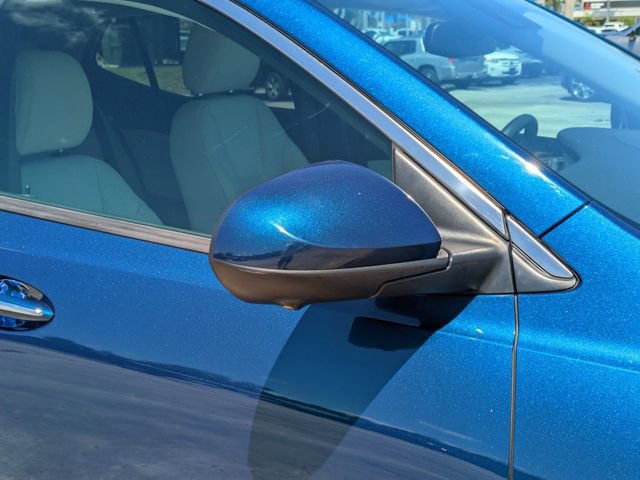 Used 2020 Buick Encore GX Essence w/ Advanced Technology Package FWD image 12
