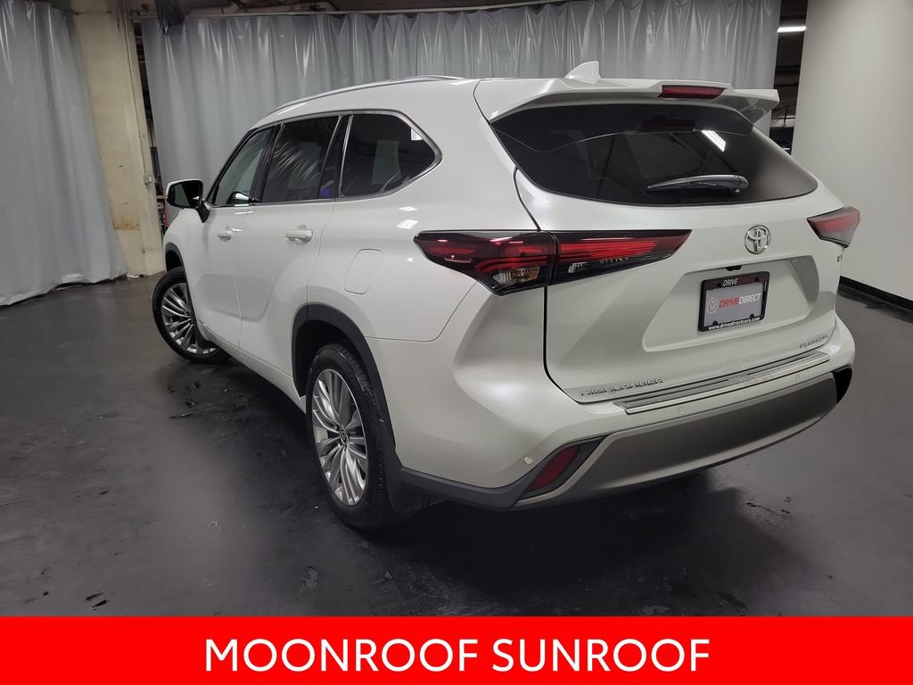 Used 2026 Toyota Highlander Platinum AWD/4WD image 6