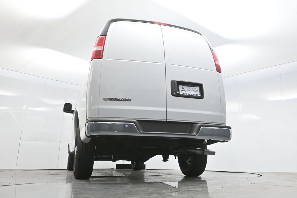 New 2025 Chevrolet Express 2500 w/ Driver Convenience Package RWD image 65