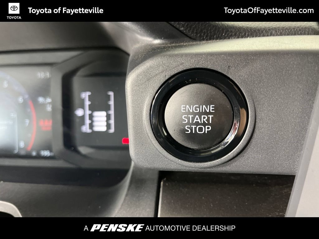 Used 2025 Toyota Tacoma SR5 AWD/4WD image 33