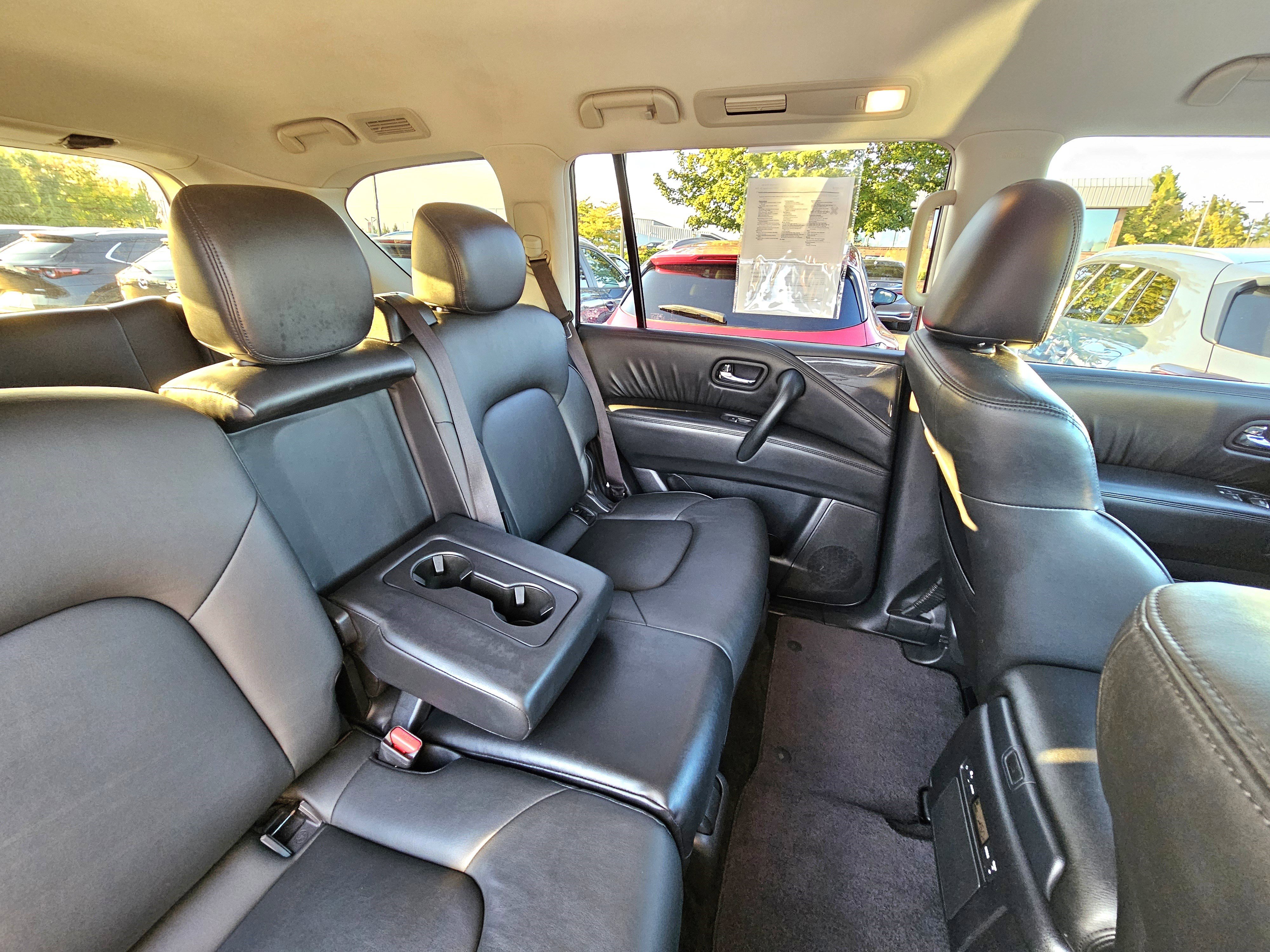 Used 2021 Nissan Armada SV image 11