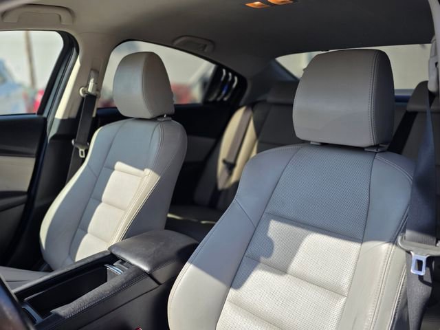 Used 2017 MAZDA MAZDA6 Touring image 11