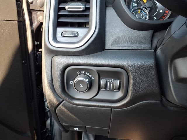 Used 2019 RAM 2500 Tradesman AWD/4WD image 16