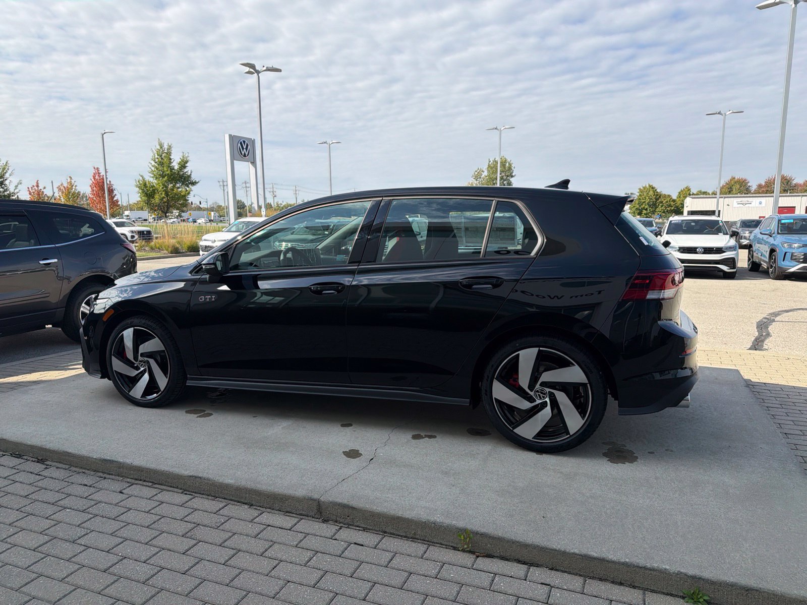 New 2026 Volkswagen GTI S FWD image 36
